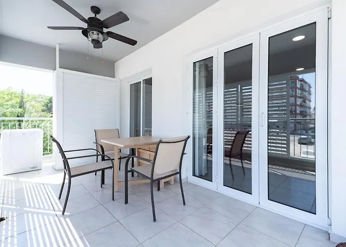 Sunny & Stylish Centre Living Apartamento