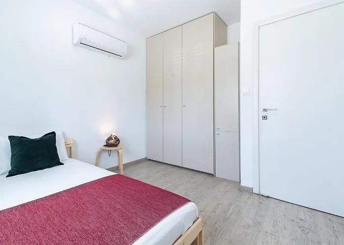 Sunny & Stylish Centre Living Apartamento Nicósia